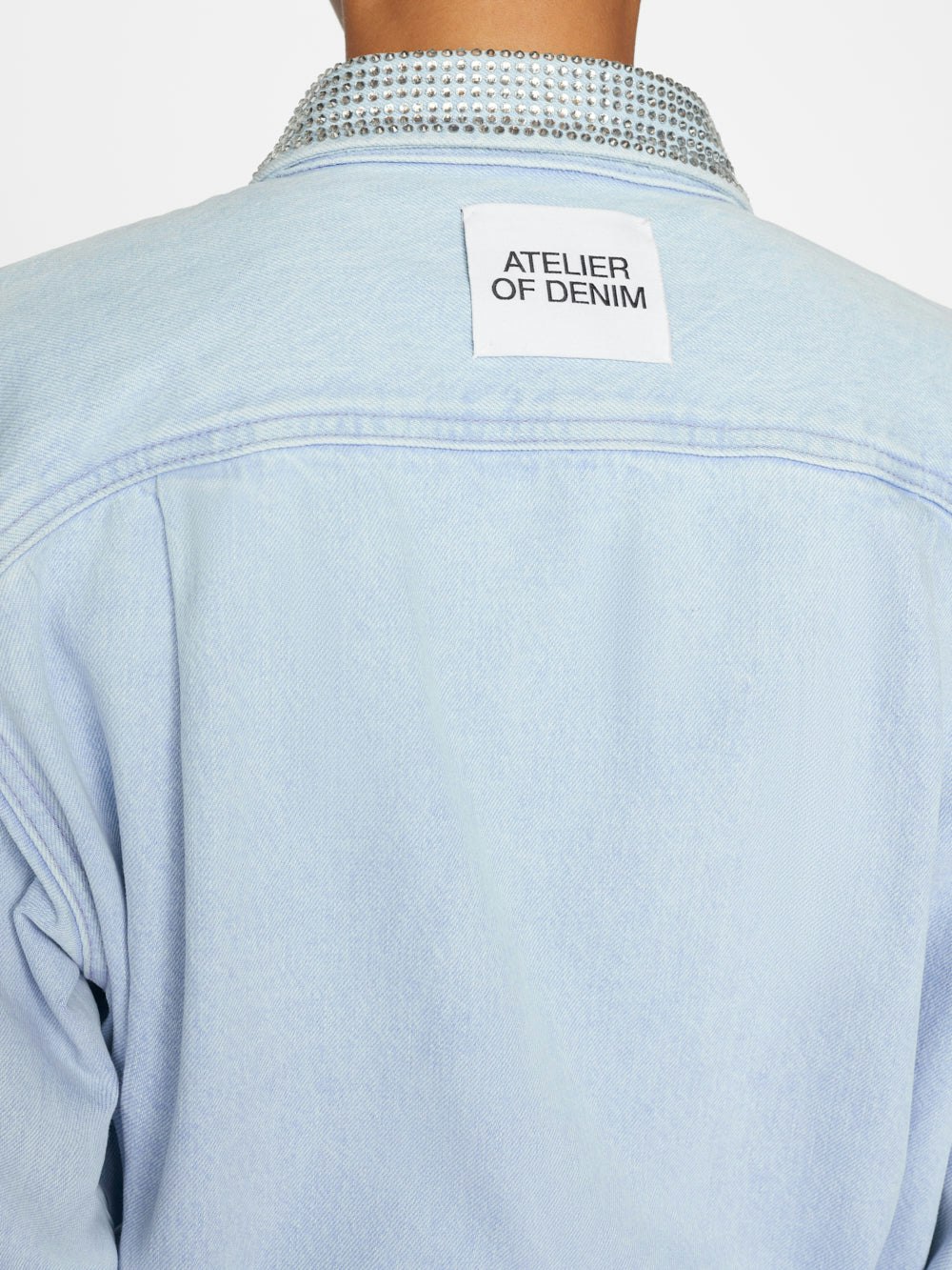 shirt back view alt:fit2